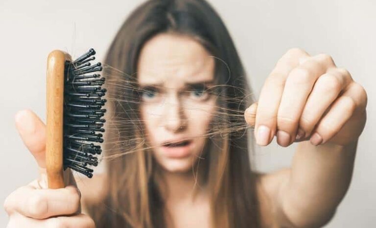 Przyczyny wypadania włosów