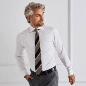 Jak dobrać idealny rozmiar koszuli do swojej sylwetki?