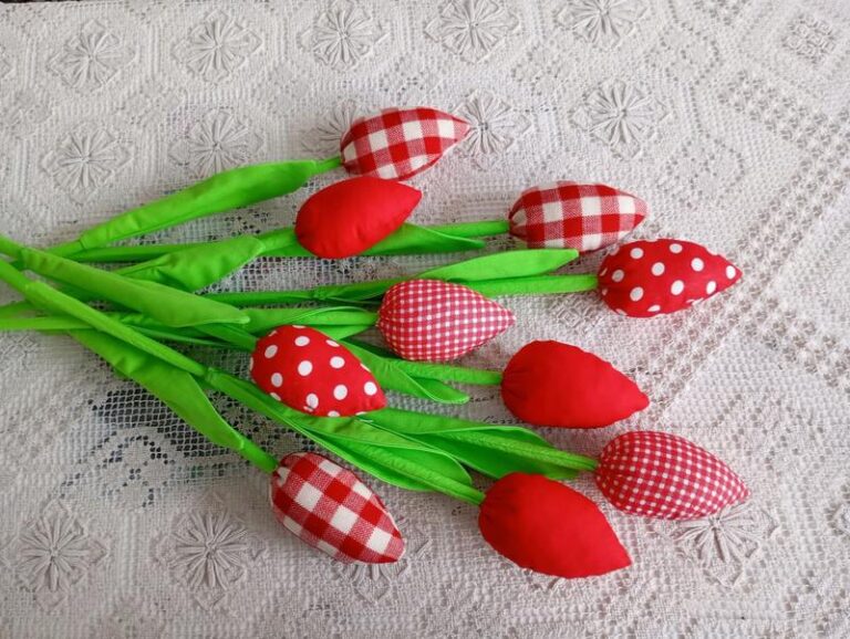 Stwórz piękne tulipany z materiału – prosty przewodnik dla początkujących