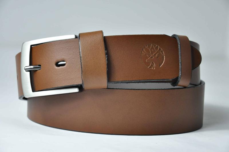 Dobór paska do brązowych butów