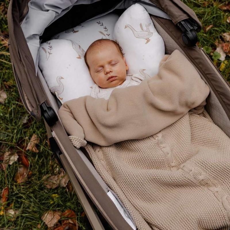 Jak wybrać idealny kocyk do wózka? Sprawdź, jaki rozmiar będzie najlepszy!