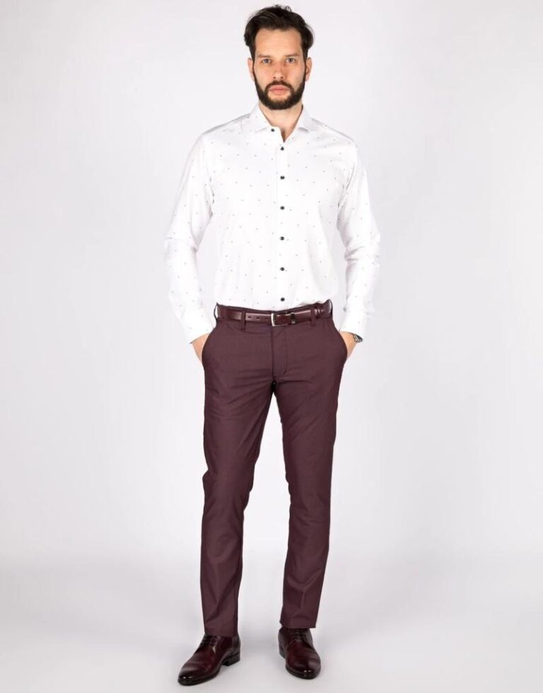 Jakie buty pasują do bordowych spodni? Oto najlepsze stylizacje!