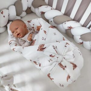 Stwórz idealną wyprawkę dla niemowlaka: krok po kroku jak uszyć wszystko, co potrzebne