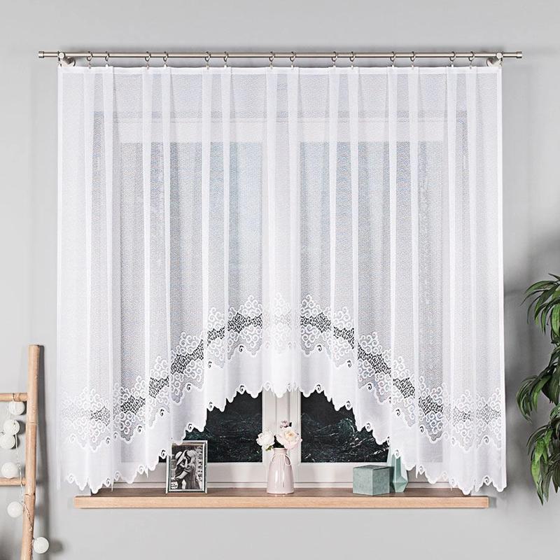 Szycie i wykończenie firanek