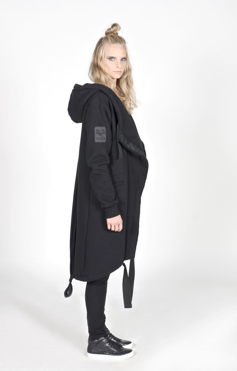 Wybór materiałów do płaszcza dresowego