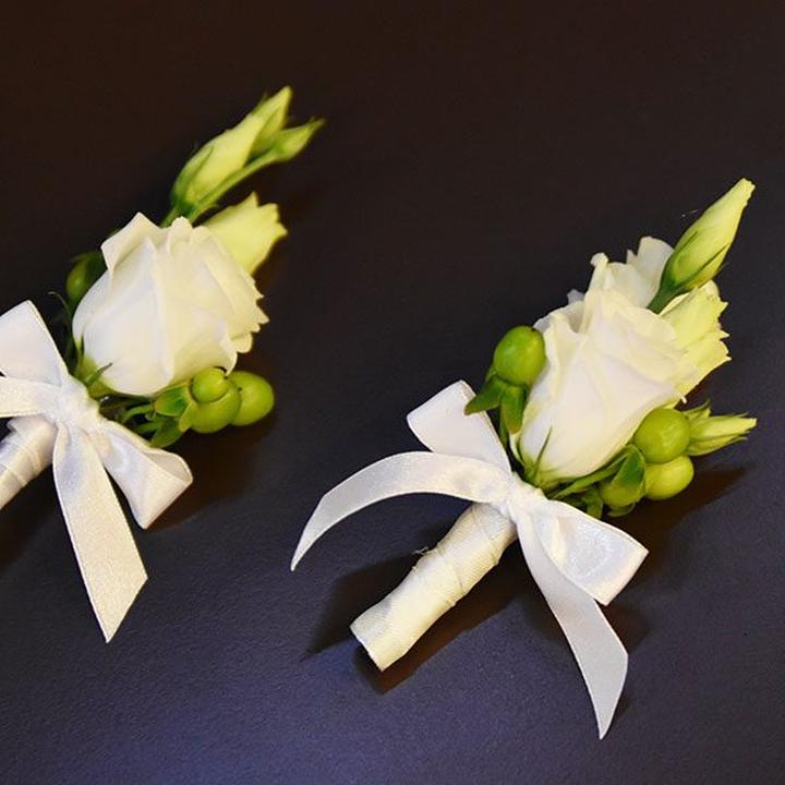 Kwiaty do butonierki