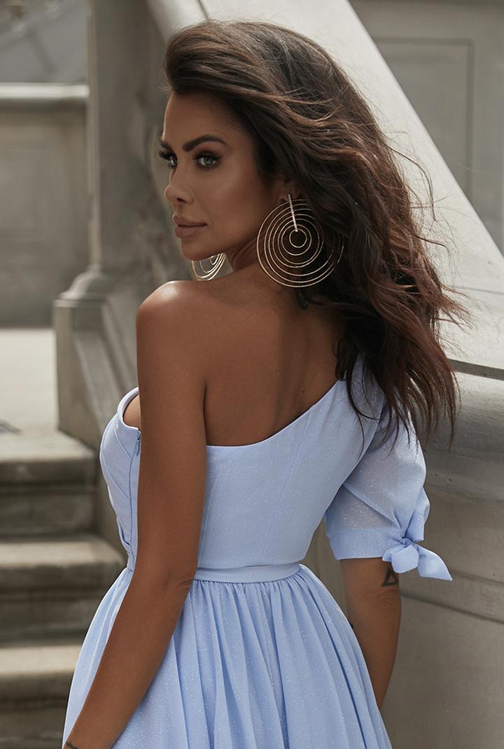 Style butów do eleganckiej sukienki