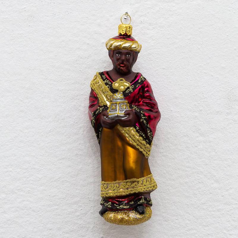 Jak stworzyć unikalny strój króla Baltazara na karnawał?