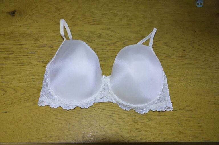 Jak dobrać odpowiedni rozmiar stanika 75D? Przewodnik dla przyszłych zakupów